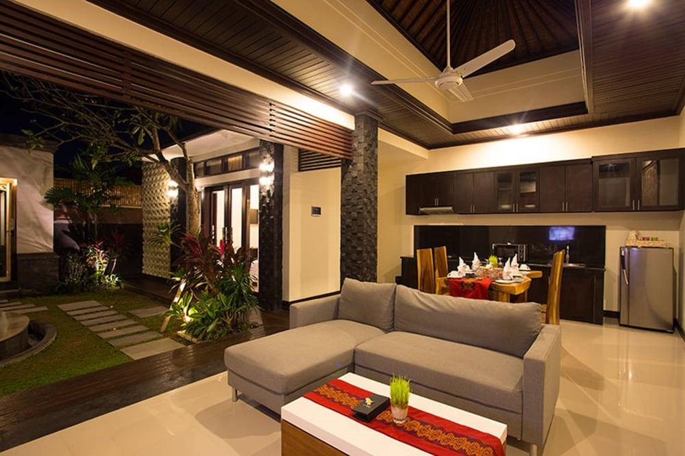 Kayu Suar Bali Luxury & * Sanur (Bali)