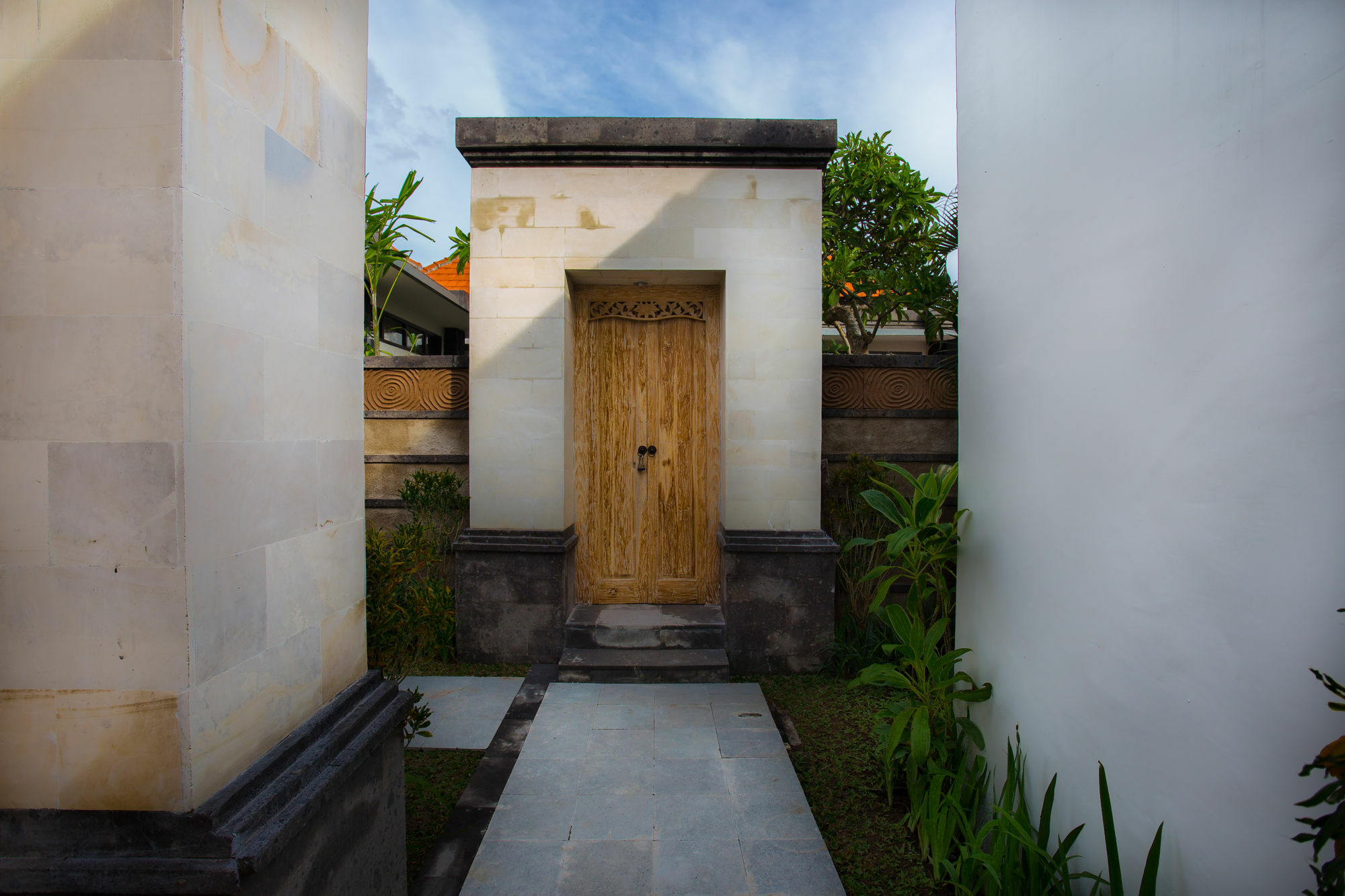 Villa Kayu Suar Bali Luxury & *